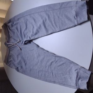 NEW Champion Gray Capri Joggers with Pockets size Small